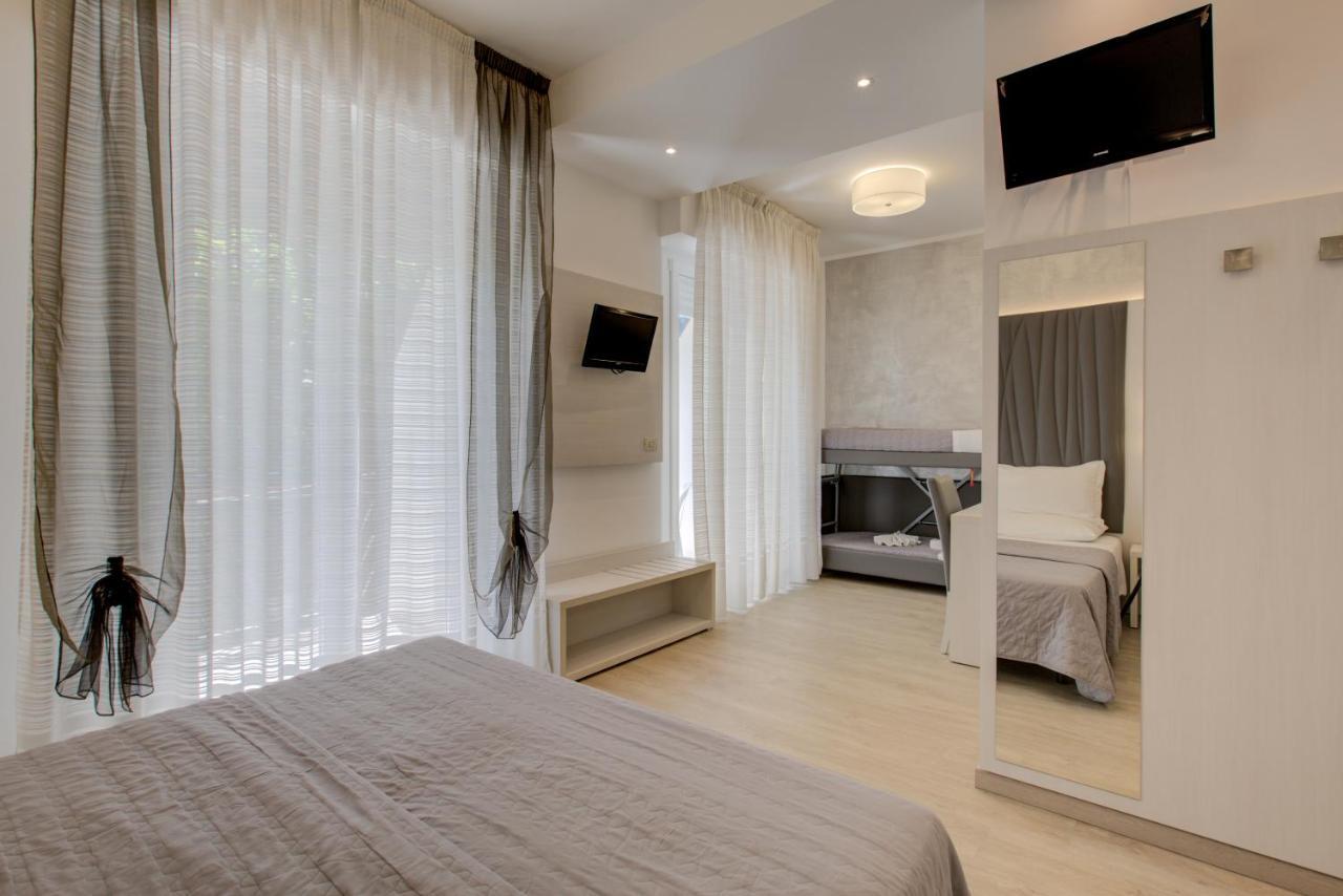 Hotel Bremen Rimini Exterior photo